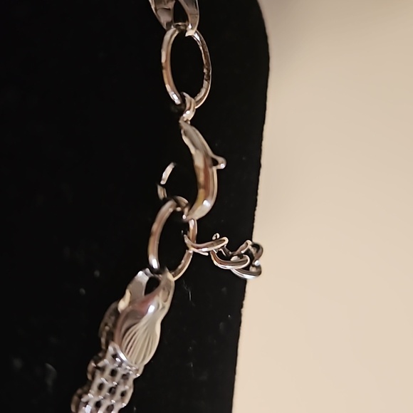 Rhinestone HEART Silvertone Mesh 13"Long w/ 3"Ext. Necklace - Picture 6 of 7